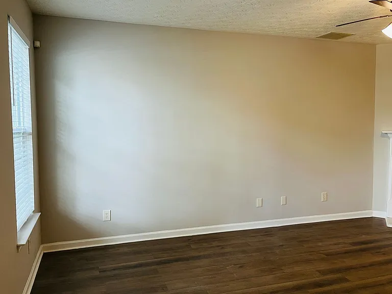 4014 Carisbrook Dr — Photo 5