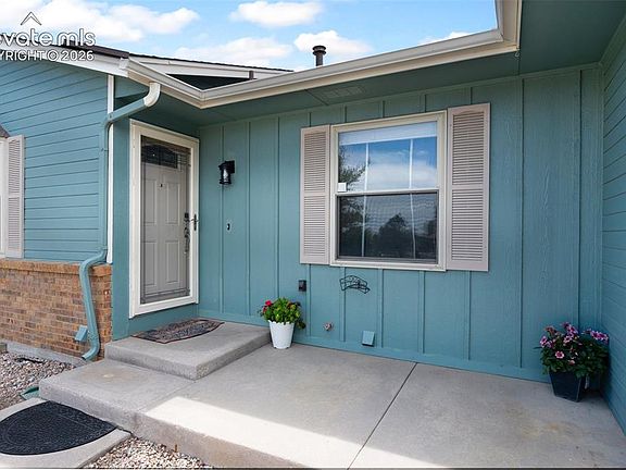 4th image of 6985 Blue River Way