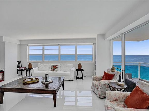 2nd image of 3430 Galt Ocean Dr APT 907