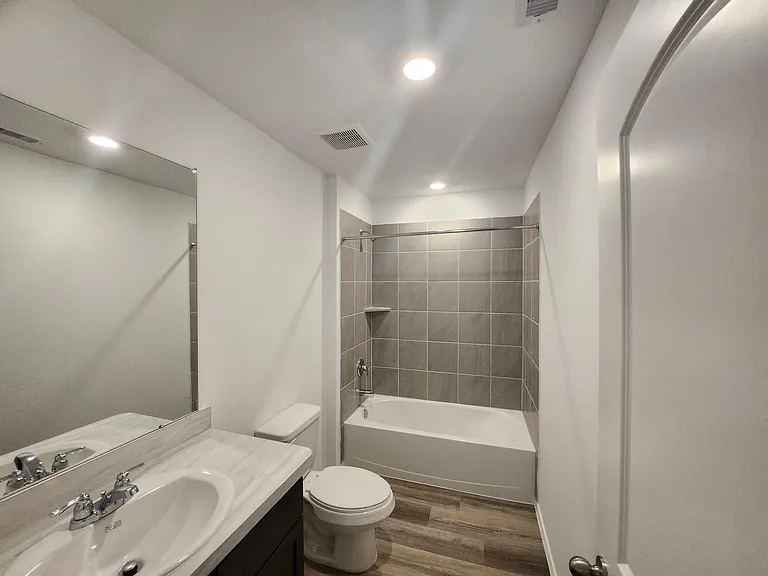 1135 Sultana Springs Ct — Photo 13