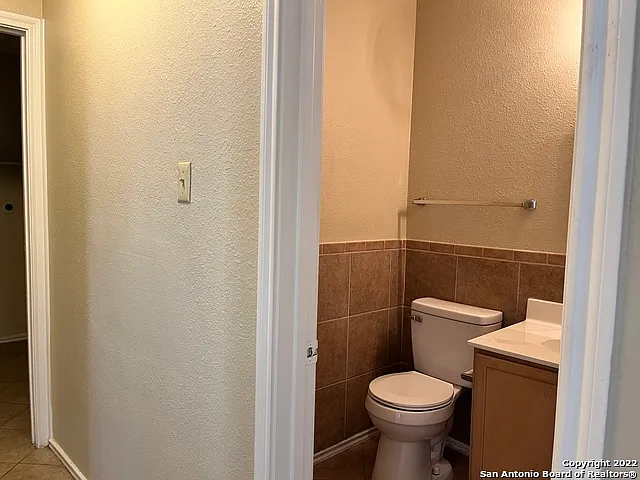 7807 Ruby Mdw — Photo 10