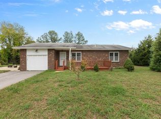 121 Holmes Ave, Sikeston, MO 63801