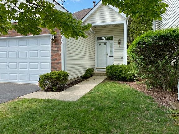 2nd image of 706 Duvall Dr