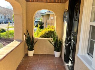 1905 Casa Grande St, Pasadena, CA 91104