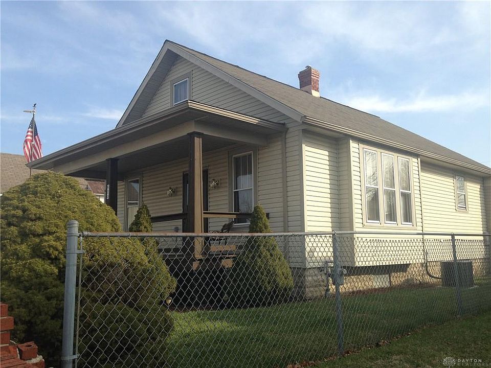 2nd image of 620 Elm Ave