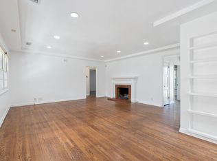 15224 Weddington St, Van Nuys, CA 91411