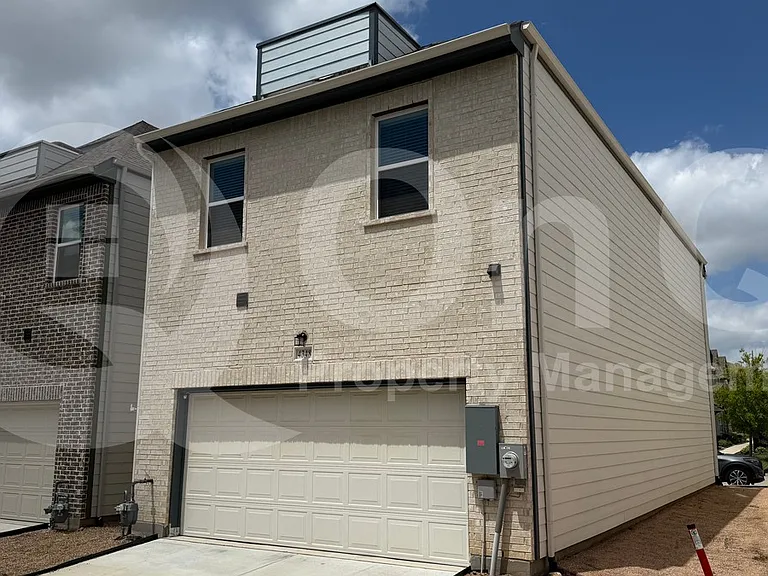 4348 Henderson Ave — Photo 22