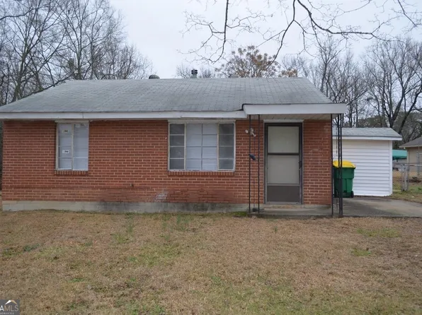 670 Glenn Dr, Forest Park, GA 30297