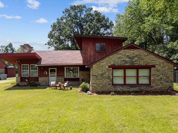 6767 North 115th STREET, Milwaukee, WI 53224