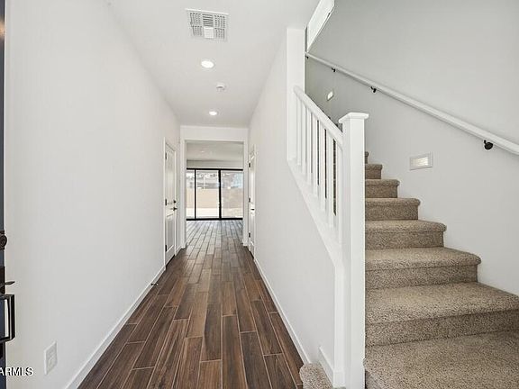 5th image of 7410 W Northview Avenue