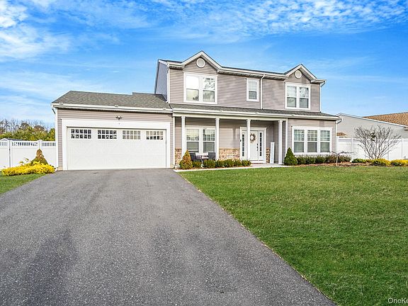 3rd image of 7 Pondview Circle