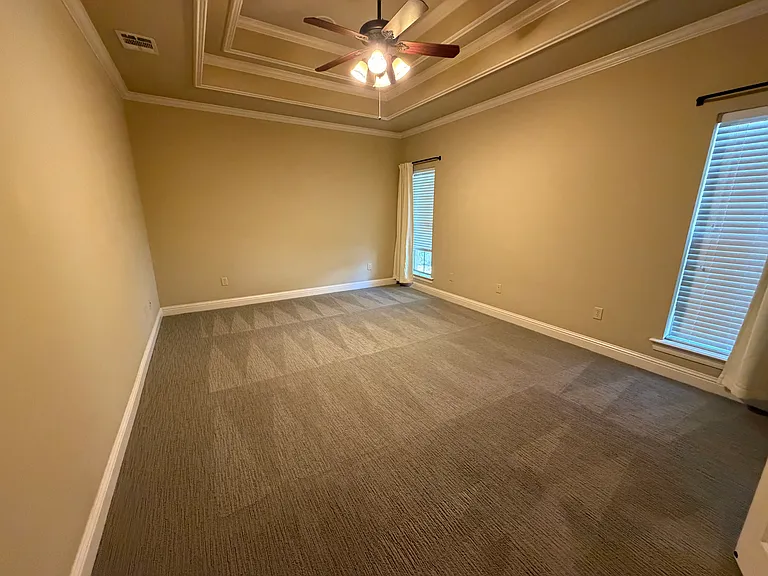 136 Captain Hm Shreve Blvd — Photo 11