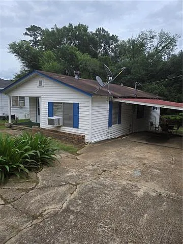 3 bed, 1.0 bath, 864 sqft, $700 — Photo 4
