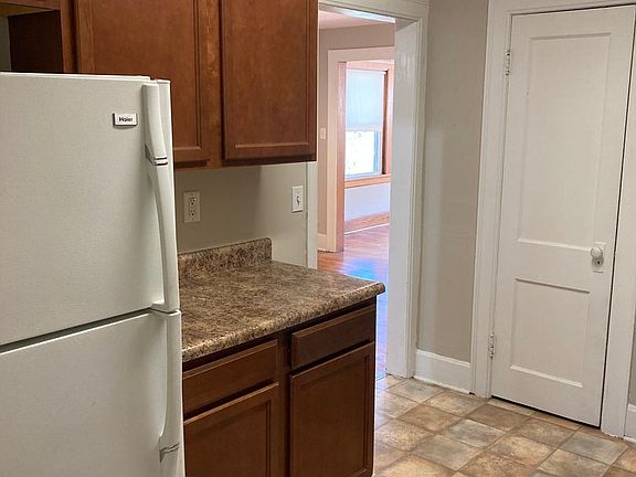 5th image of 1959 Arlington Ave #3