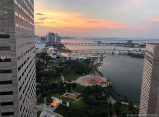 325 Biscayne Blvd #4114, Miami, FL 33131