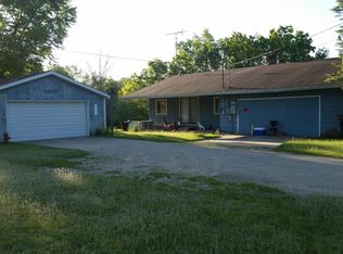 5858 Bartonville Rd, Belding, MI 48809