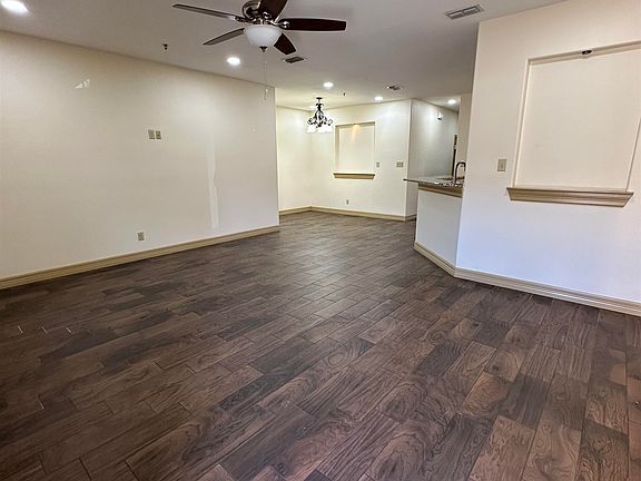 2nd image of 8216 Casa Verde Rd APT C134