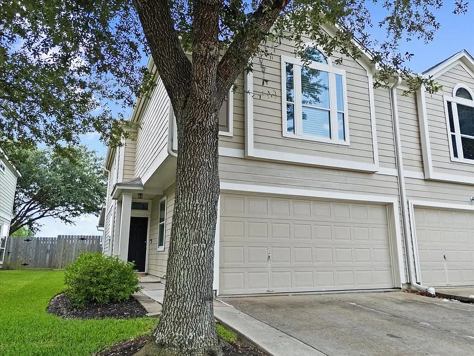 838 San Jacinto Cir