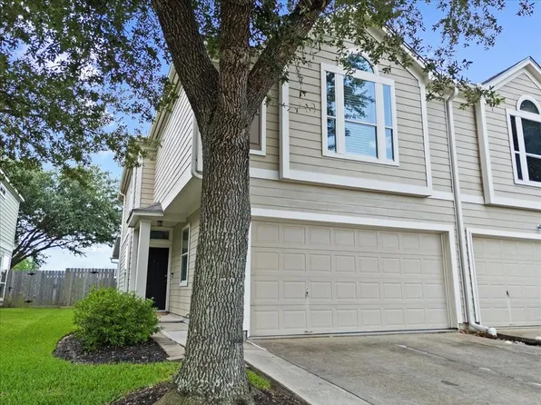838 San Jacinto Cir, Baytown, TX 77521