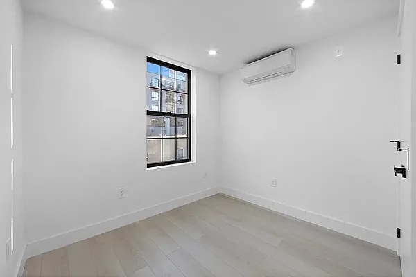 Rented by TorsX Inc | media 10