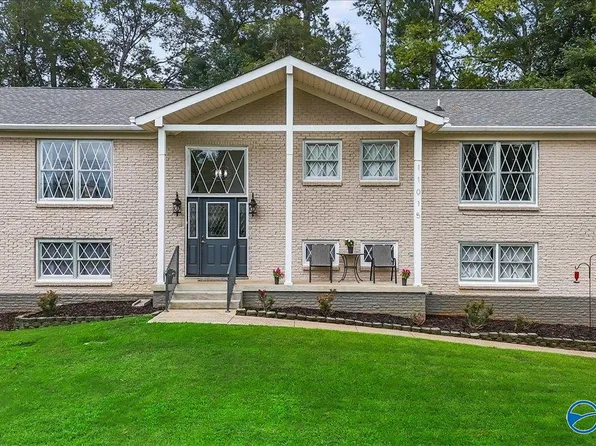 11015 Salmon Dr SE, Huntsville, AL 35803