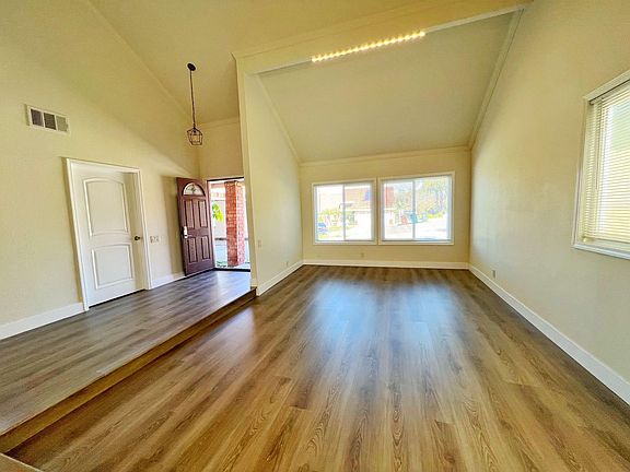 4th image of 3229 Cabo Blanco Dr