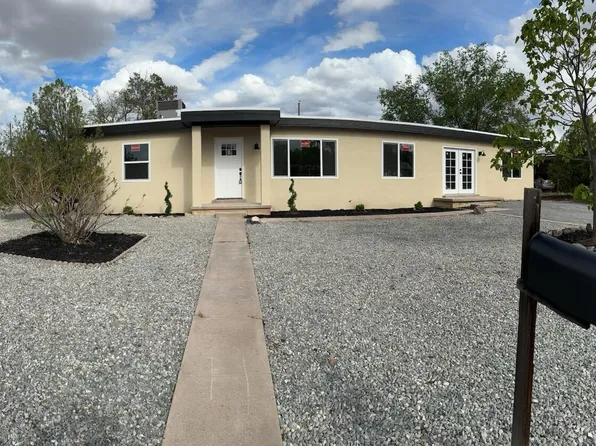 3208 Valley Haven Ct NW, Albuquerque, NM 87107