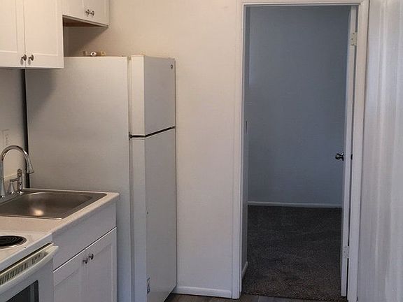 3rd image of 1851 W Westview Cir #58