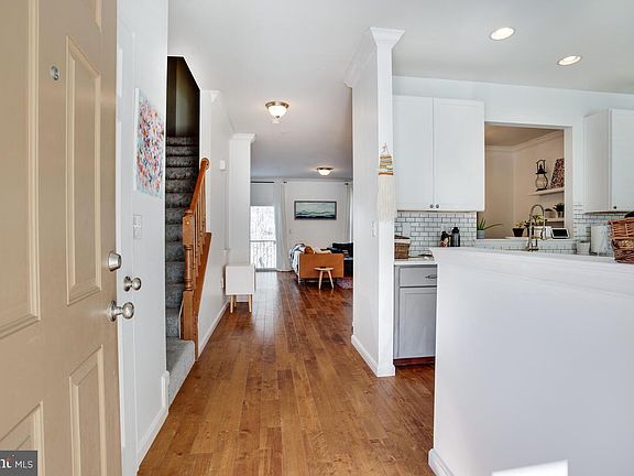 5th image of 3697 Bedford Dr