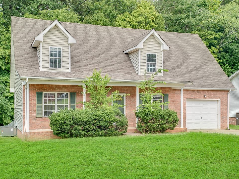 1st image of 389 Brook Mead Dr
