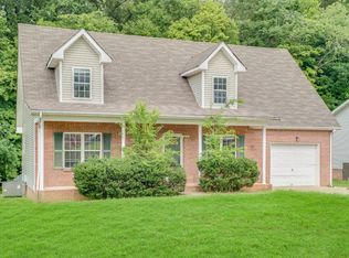 389 Brook Mead Dr, Clarksville, TN 37042