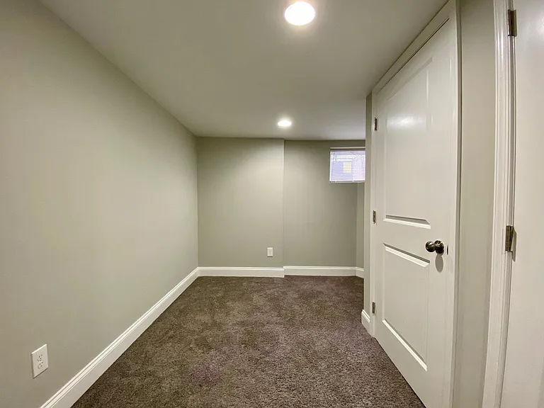 304 S Conkling St — Photo 26