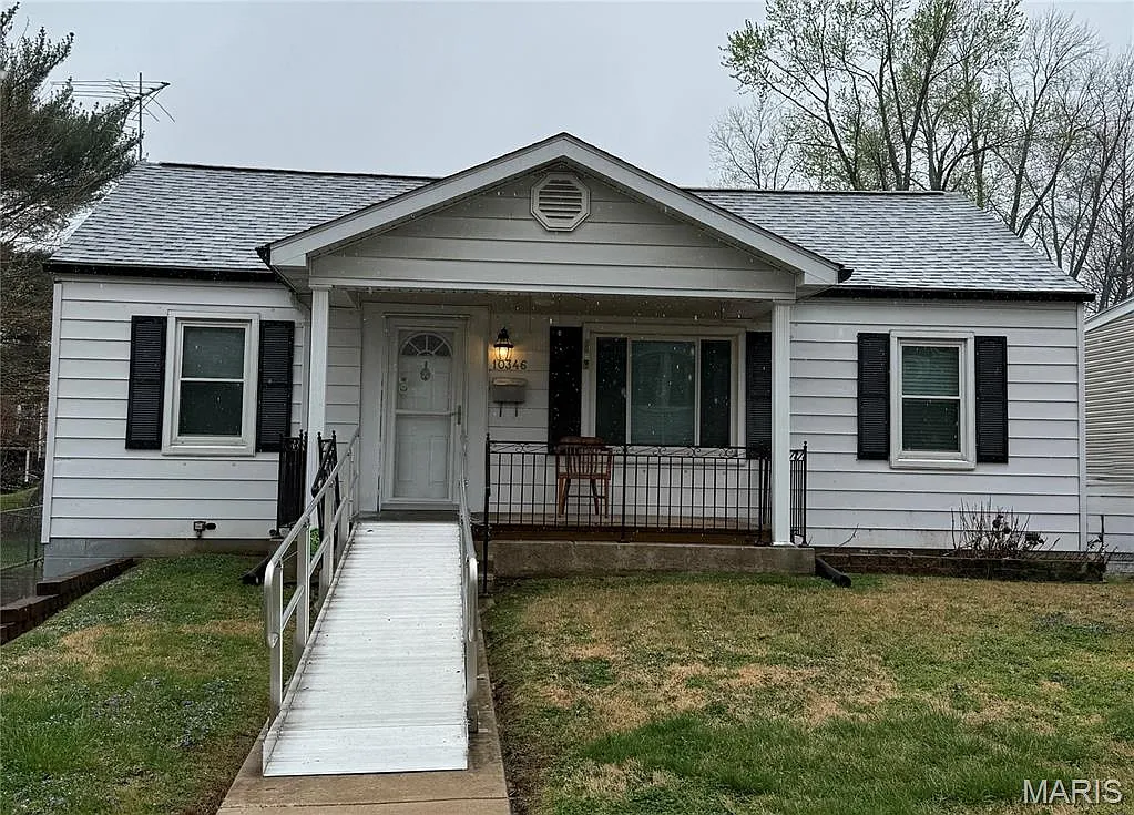 10346 Saint Henry Ln photo 1