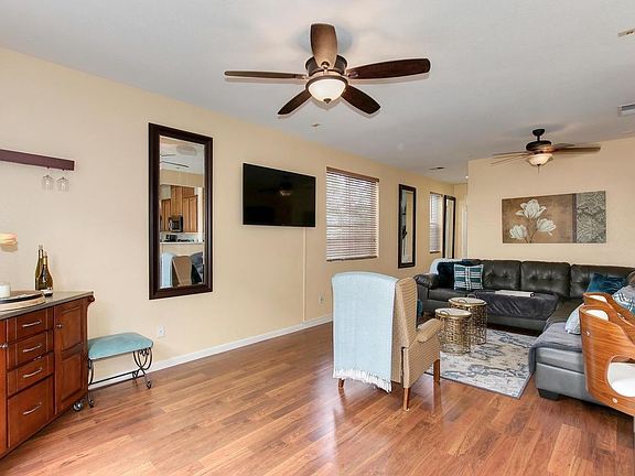 3rd image of 2534 Huckleberry Cir