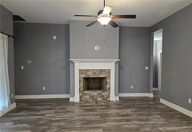 3 bed, 2.0 bath, 1358 sqft, $1,950 — Photo 2
