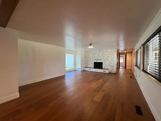 1157 East Ave — Photo 9
