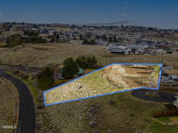 8105 Viewcrest Way, Yakima, WA 98908