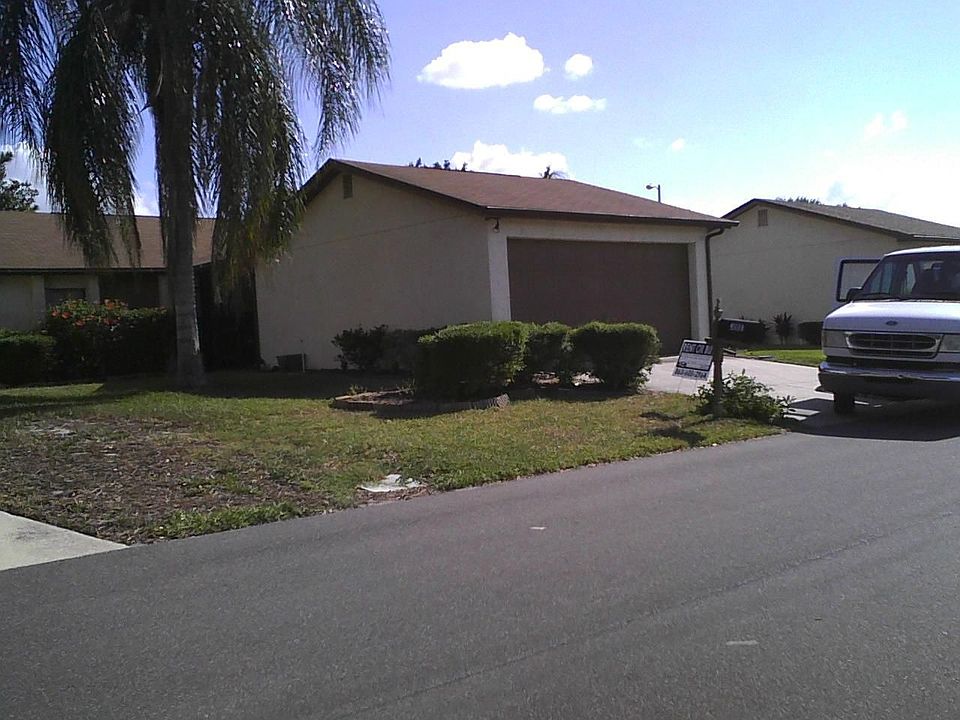 front left view