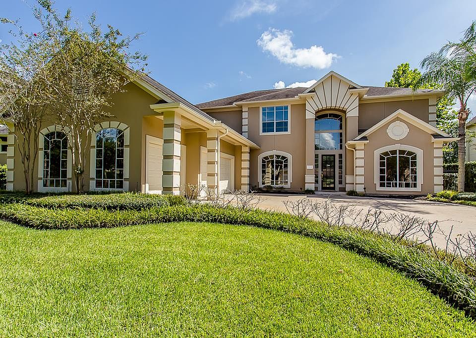 1st image of 5515 Regency Dr