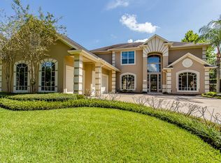 5515 Regency Dr, Sugar Land, TX 77479