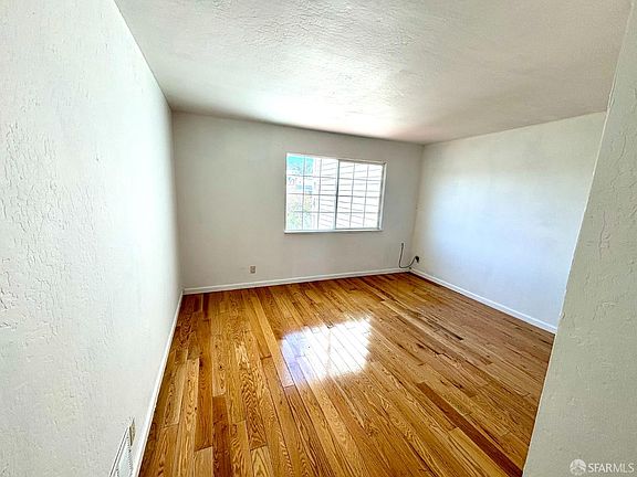 3rd image of 58 Bishop St