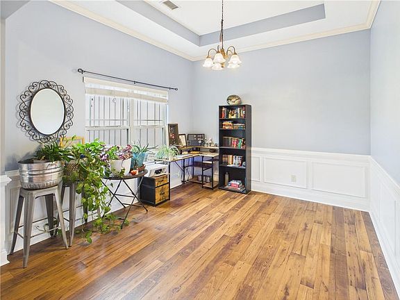 3rd image of 38 Winter Hawk Dr