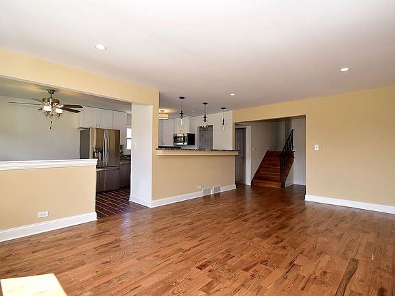 3rd image of 2446 Nona St