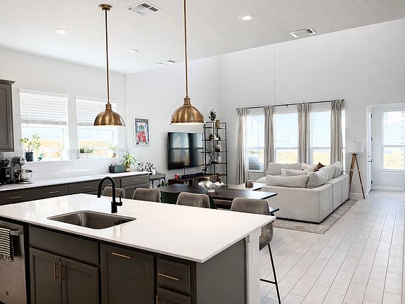 2nd image of 4506 Pink Sand Dr