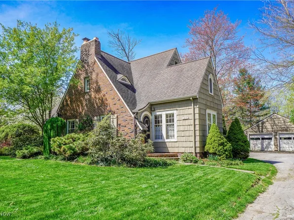 1415 Inwood Rd, Alliance, OH 44601