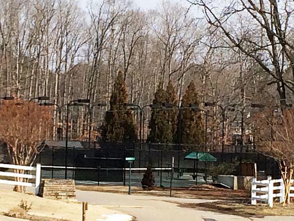 3rd image of L437 Broadmoor Dr #437