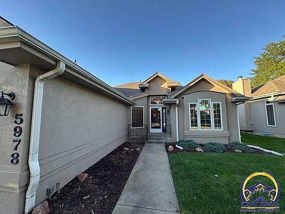 3rd image of 5978 SW 30th Ter