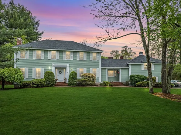 7 Apache Ave, Andover, MA 01810