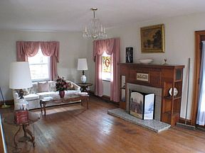 3rd image of 8807 1/2 Maryland Ave