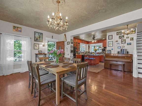 5th image of 3263 Rohret Rd